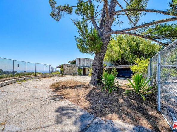 11287 Chalon Road, Los Angeles CA 90049