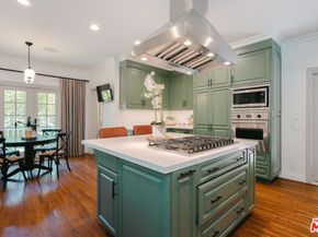 2055 Outpost Drive, Los Angeles CA 90068