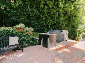 2055 Outpost Drive, Los Angeles CA 90068