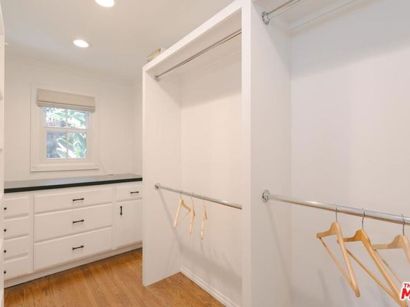 2055 Outpost Drive, Los Angeles CA 90068