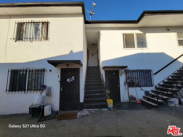 3834 Maple Avenue, Los Angeles CA 90011