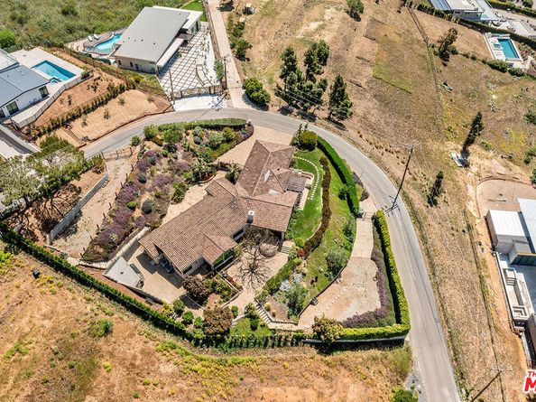 5427 Horizon Drive, Malibu CA 90265