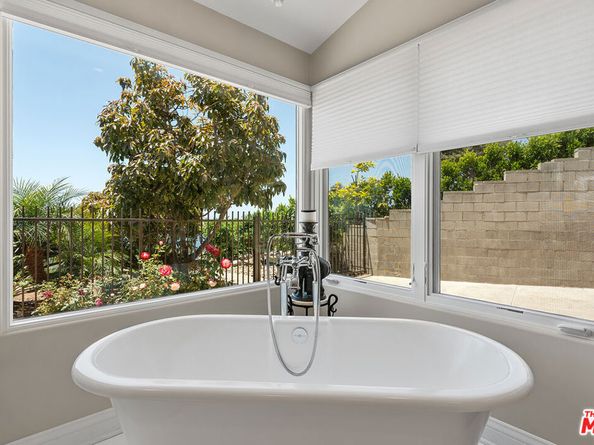 5427 Horizon Drive, Malibu CA 90265