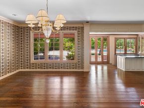 5347 Winnetka Avenue, Woodland Hills CA 91364