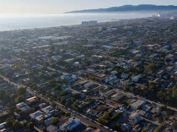 656 Indiana Avenue, Venice CA 90291