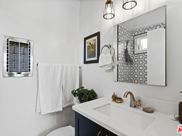 656 Indiana Avenue, Venice CA 90291