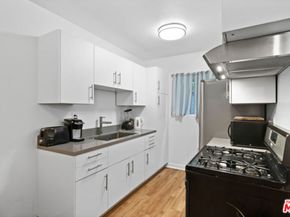 656 Indiana Avenue, Venice CA 90291