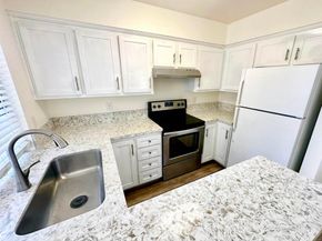 1395 Caminito Gabaldon H, San Diego CA 92108