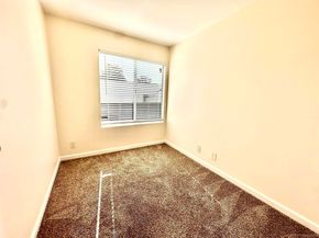 1395 Caminito Gabaldon H, San Diego CA 92108