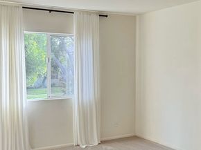 10707 Camarillo Street 117, North Hollywood CA 91602