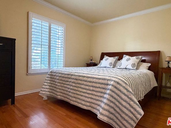 1701 Washington Avenue, Santa Monica CA 90403