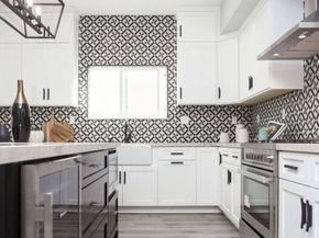 433 S Wilton Place, Los Angeles CA 90020