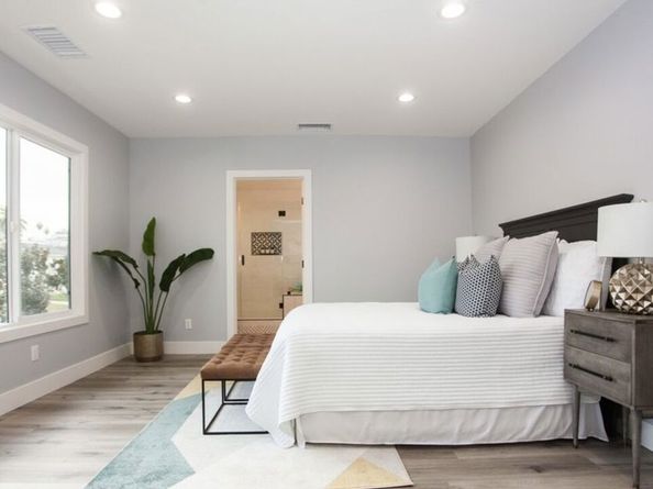 433 S Wilton Place, Los Angeles CA 90020