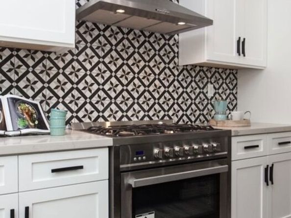 433 S Wilton Place, Los Angeles CA 90020