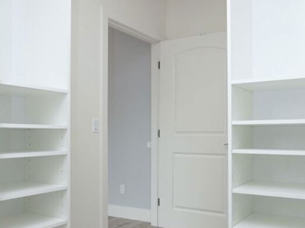 433 S Wilton Place, Los Angeles CA 90020