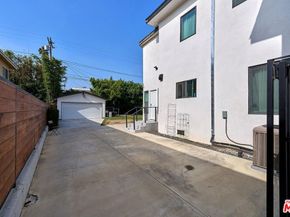 433 S Wilton Place, Los Angeles CA 90020