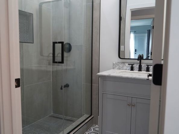 433 S Wilton Place, Los Angeles CA 90020