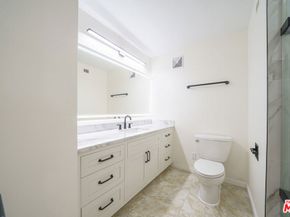 600 W 9th Street 1502, Los Angeles CA 90015