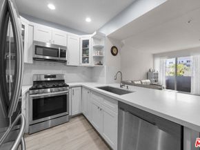 620 S Gramercy Place 234, Los Angeles CA 90005