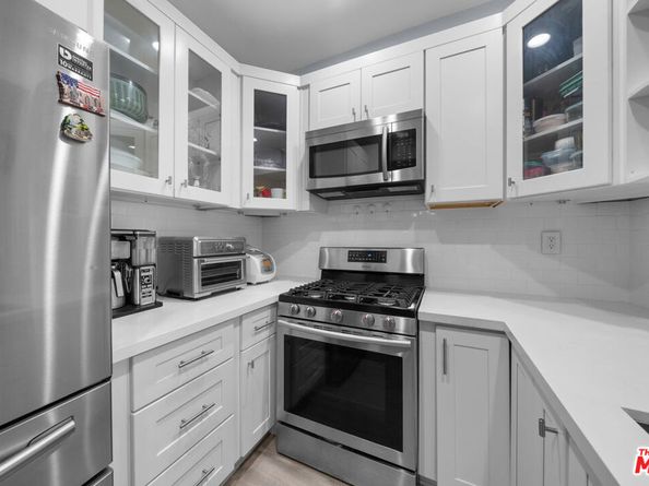 620 S Gramercy Place 234, Los Angeles CA 90005