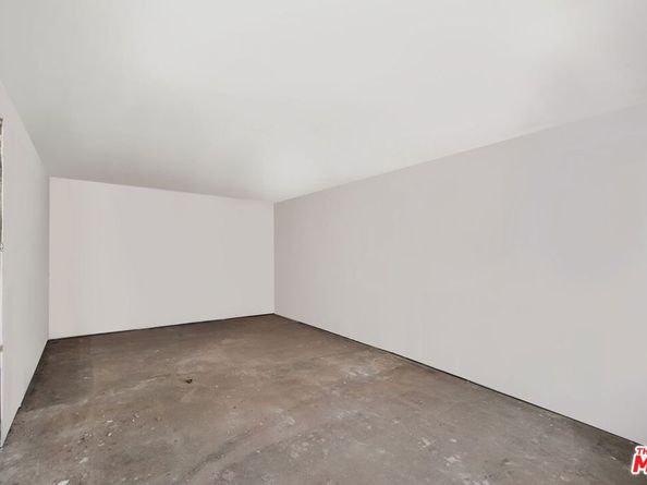 4215 W 58th Place, Los Angeles CA 90043