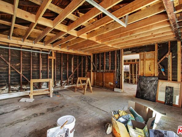 4215 W 58th Place, Los Angeles CA 90043