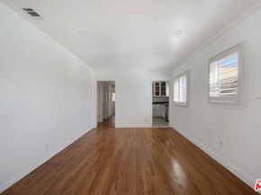 4215 W 58th Place, Los Angeles CA 90043