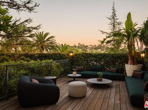 6823 Iris Circle, Los Angeles CA 90068