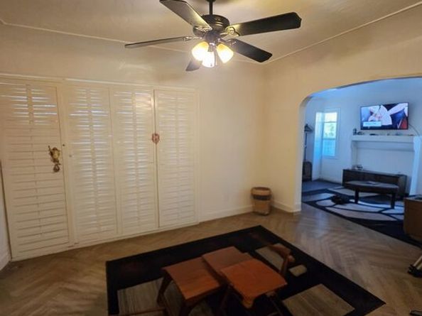 5212 Packard Street, Los Angeles CA 90019