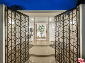 1345 Casiano Road, Los Angeles CA 90049