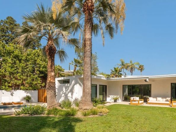 1345 Casiano Road, Los Angeles CA 90049