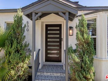 830 N Kenwood Street