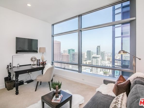 900 W Olympic 32K, Los Angeles CA 90015