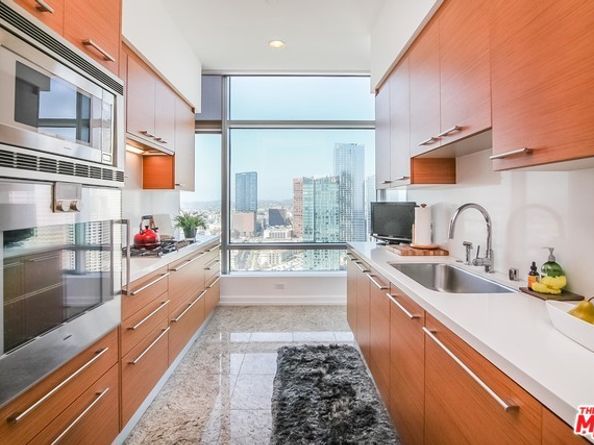 900 W Olympic 32K, Los Angeles CA 90015