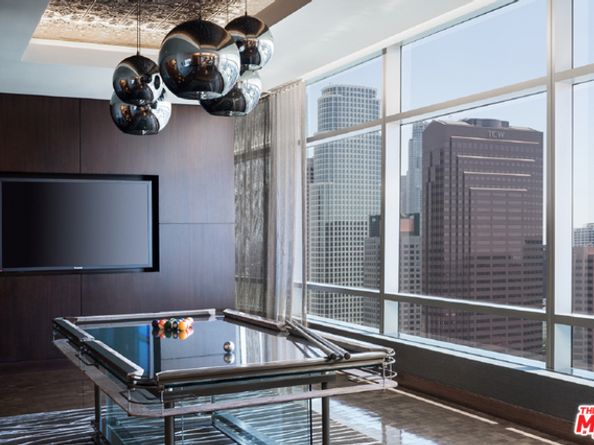 900 W Olympic 32K, Los Angeles CA 90015