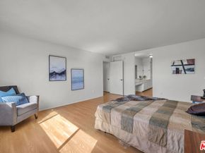 14804 Magnolia Boulevard 12, Sherman Oaks CA 91403