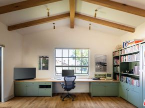 2073 N Catalina Street, Los Angeles CA 90027