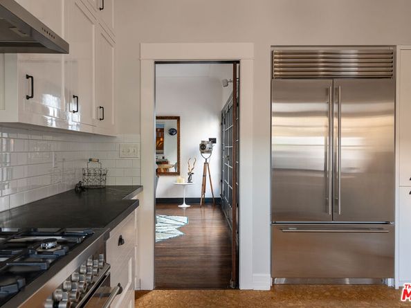 2073 N Catalina Street, Los Angeles CA 90027