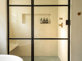 2073 N Catalina Street, Los Angeles CA 90027