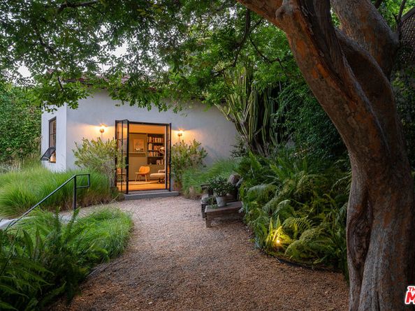 2073 N Catalina Street, Los Angeles CA 90027