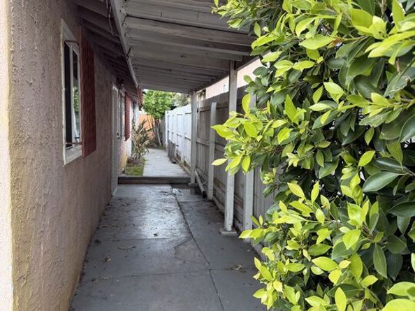 13173 Judd Street, Pacoima CA 91331