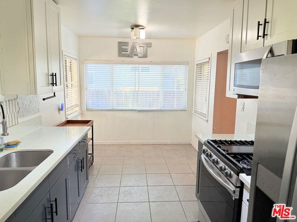 13200 Glamis Street, Pacoima CA 91331