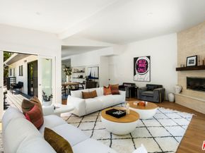 3375 Coldwater Canyon Avenue, Studio City CA 91604