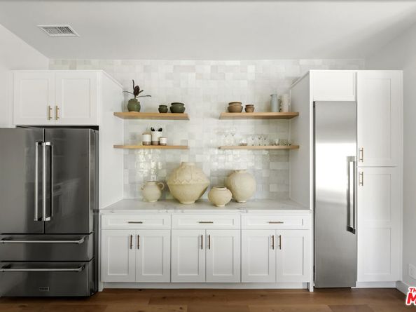 3375 Coldwater Canyon Avenue, Studio City CA 91604