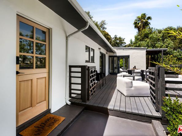 3375 Coldwater Canyon Avenue, Studio City CA 91604