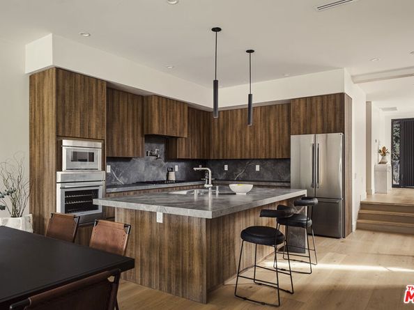 2749 Tilden Avenue, Los Angeles CA 90064