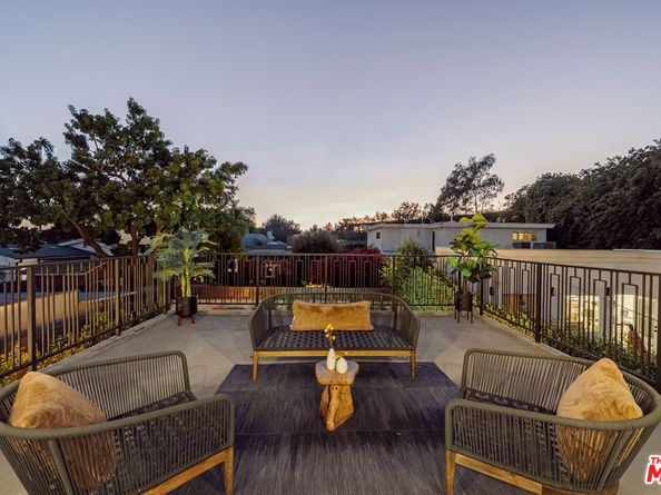 2749 Tilden Avenue, Los Angeles CA 90064