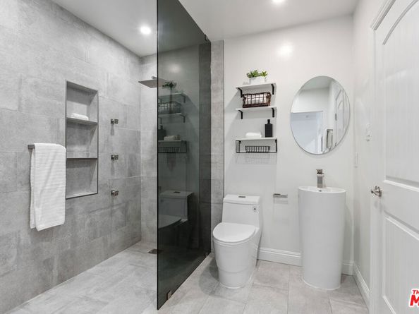 4180 Mount Vernon Drive, View Park CA 90008