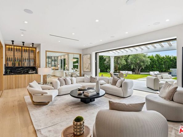 1220 Corsica Drive, Pacific Palisades CA 90272