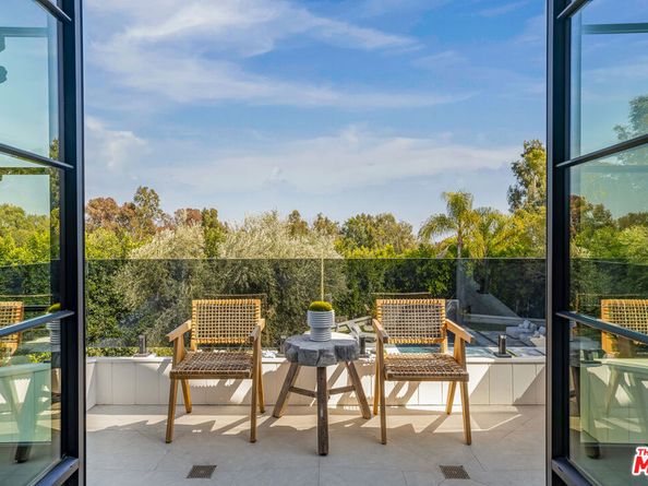 1220 Corsica Drive, Pacific Palisades CA 90272